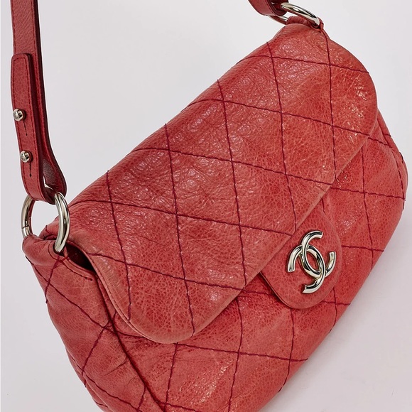 Chanel Pink Glazed Calfskin Leather On The Road Flap Shoulder Bag - Picture 2 of 3